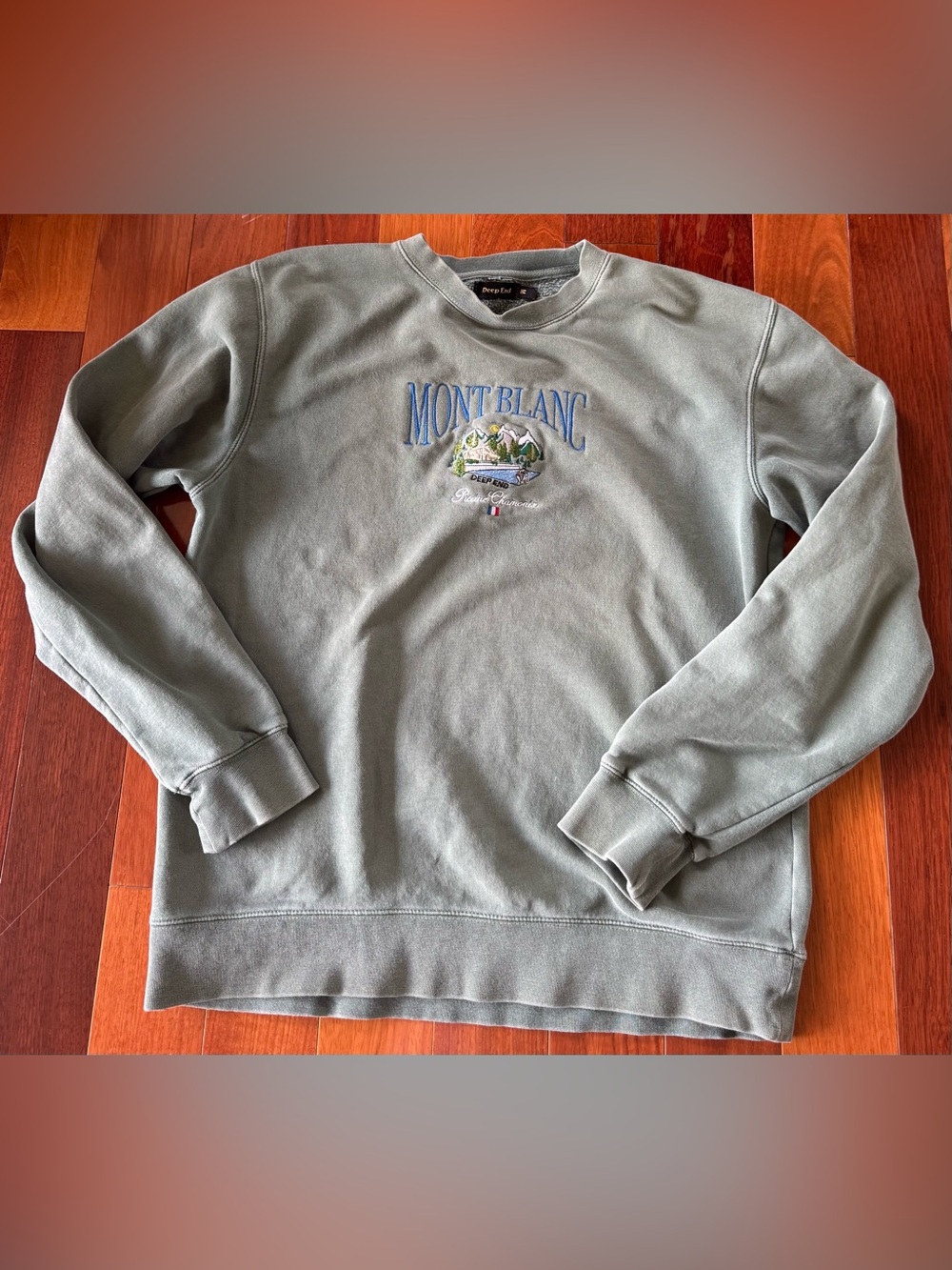 Deep End Mont Blanc Crewneck Size M